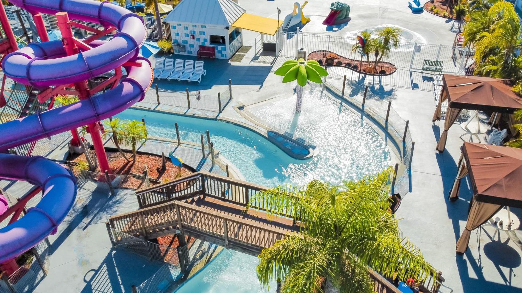 Отель Ramada By Wyndham Flamingo Water Park Киссимми Экстерьер фото